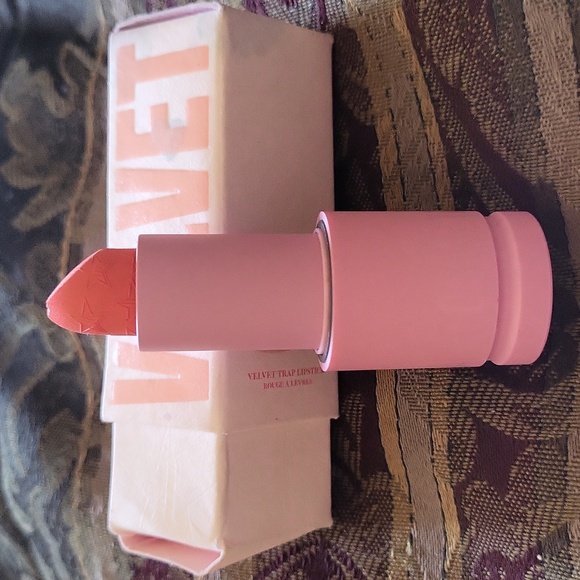 Jeffree  Sold Sold One Left Star Velvet Trap Lipstick - Prick Orange - Picture 6 of 6